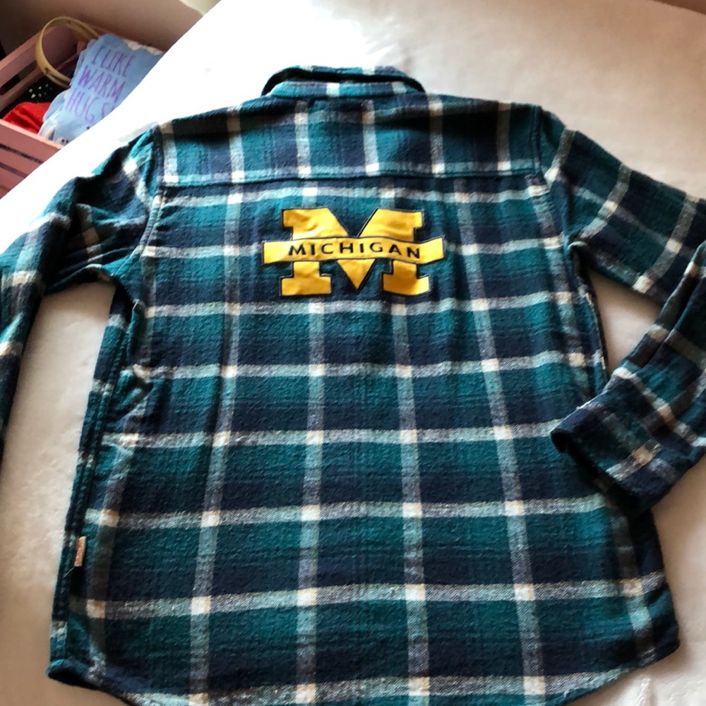 Michigan flannel in green/blue/white